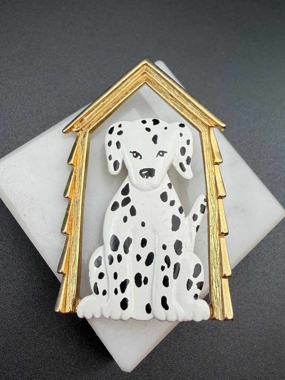 Vintage JJ Jonette Dalmatian dog brooch #610 spotted enamel